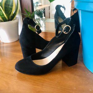 Penny Loves Kenny Chunky Closed Toe Ankle Strap Heels Black Womans size 10